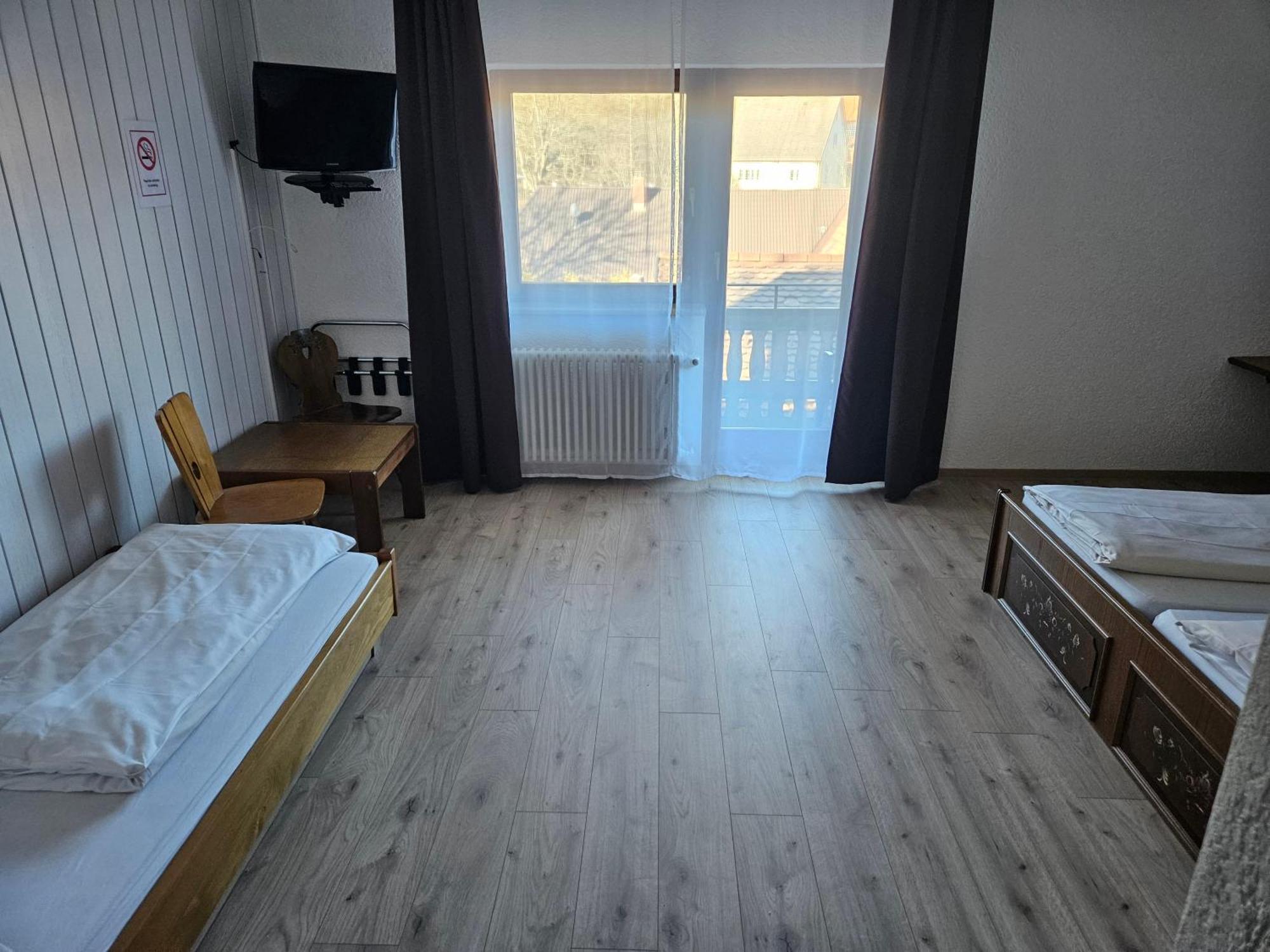 Alemannenhof Hotel Engel Rickenbach  Luaran gambar